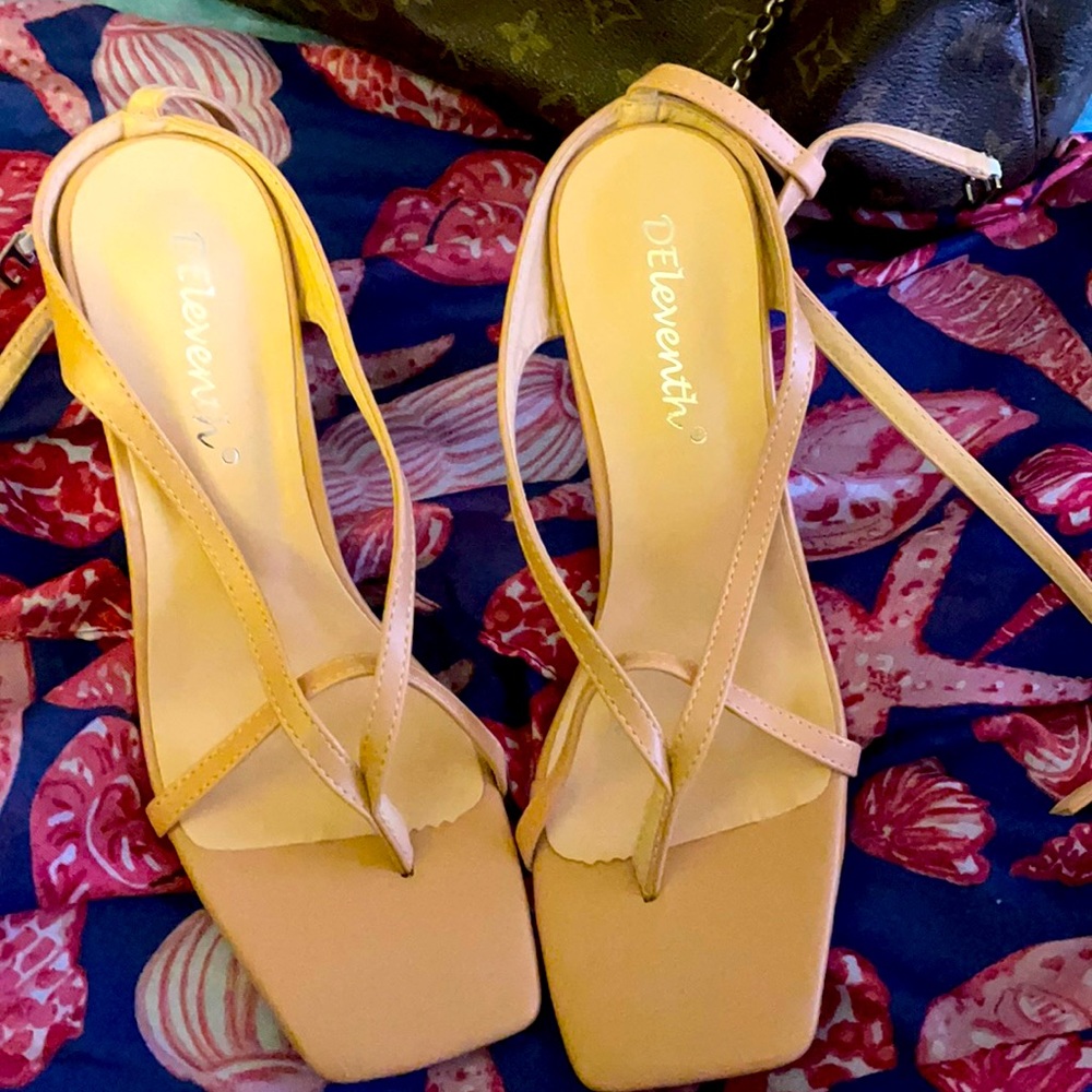 Ankle Strap Square heels-size 40